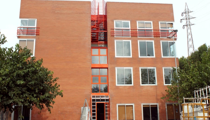 Escuela Garbí Esplugues de Ll. – Reforma interior Edificio “CUB”